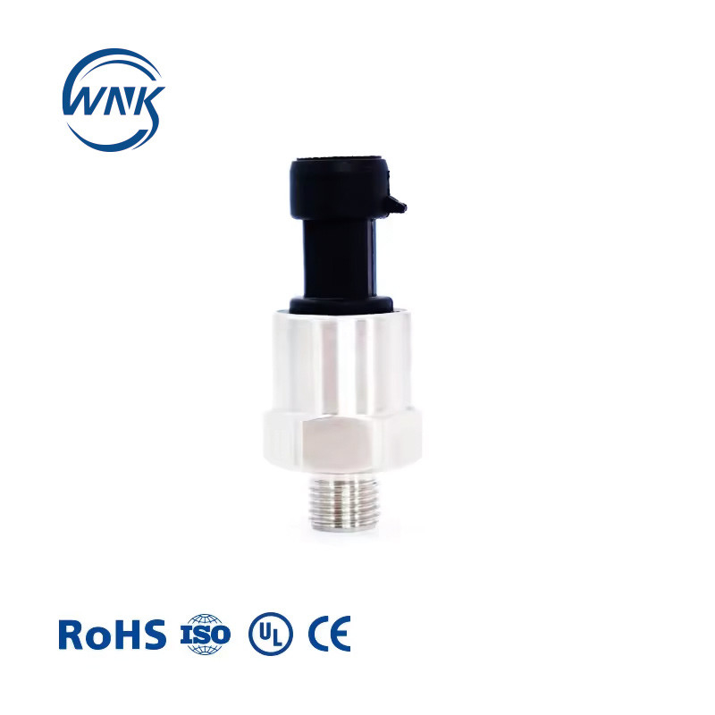 Capteur de pression du réfrigérateur à huile de moteur compact avec entrée de 4,75 à 5,2 V et sortie de 0,5 à 4,5 V