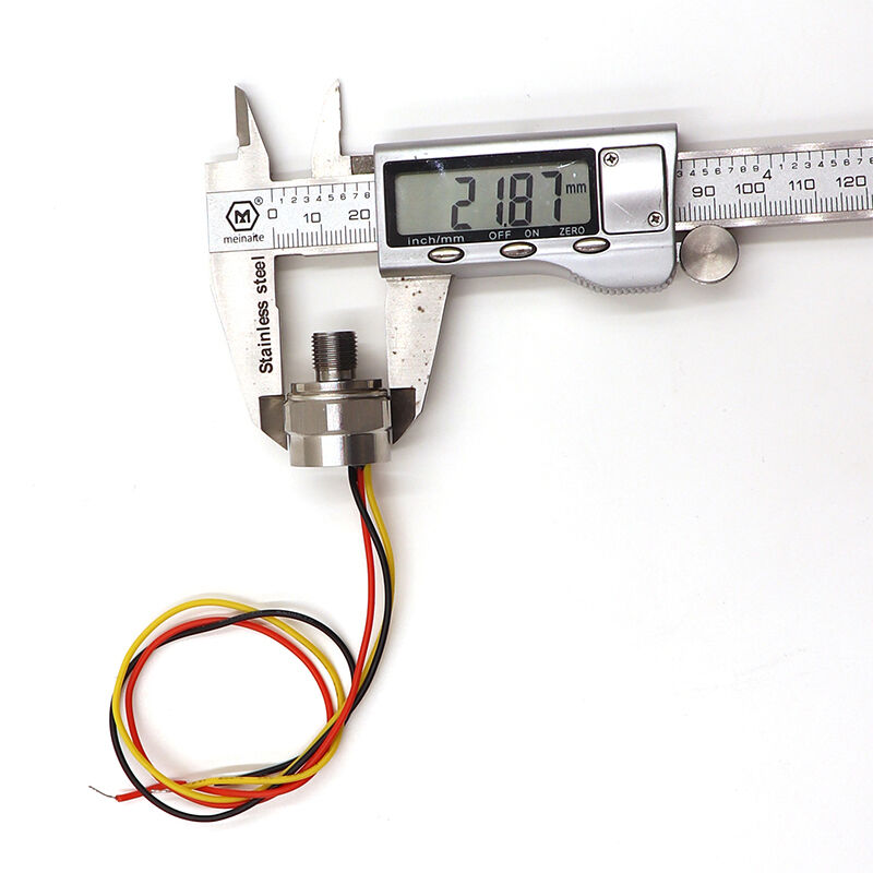 Protection IP68 et capteur de pression d'huile de sortie de 0,5 à 4,5 V pour les applications automobiles